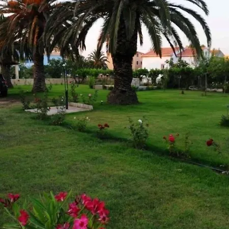 Feeloxenia Corfu