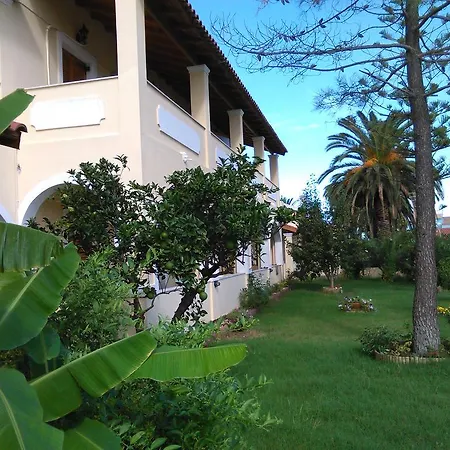 Апартаменты Feeloxenia Corfu