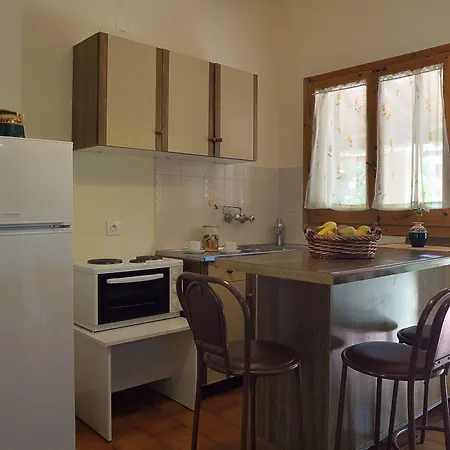 Feeloxenia Corfu Apartment *