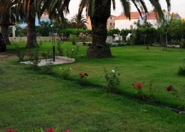 Feeloxenia Corfu