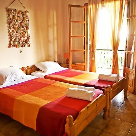 Feeloxenia Corfu 아파트 아카라비