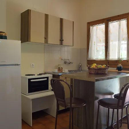 아파트 Feeloxenia Corfu *